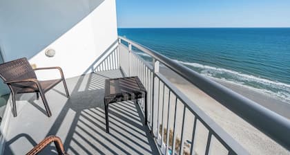 Romantic Honey Moon Suite, Direct Oceanfront,Pools