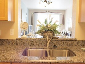 House | Bathroom | Jetted tub - Windsor_palms_303cp-n (Kissimmee)