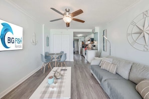 TV - WOW Perfect Honeymoon Getaway with Great Views (Myrtle Beach)