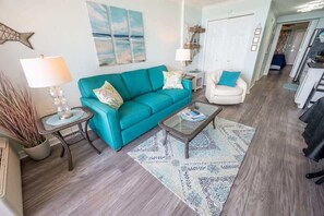 TV - WOW Perfect Honeymoon Getaway with Great Views (Myrtle Beach)