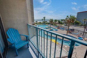 室内游泳池,恒温泳池