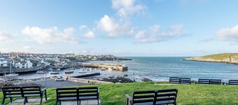 Awel Y Mor Sea Breeze