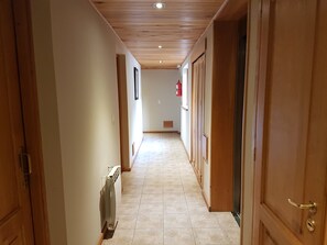 Interior - Golondrinas - Andarlibre (San Martin de los Andes)