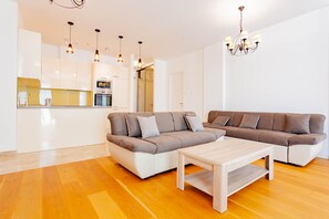 Appartement, 2 chambres, vue mer | Salle de séjour