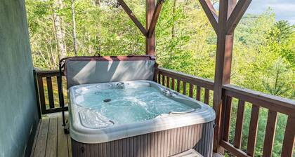 Lions Den- Luxury High Country Mountain Escape!