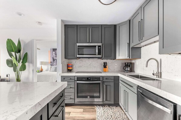 Fridge, microwave, oven, stovetop