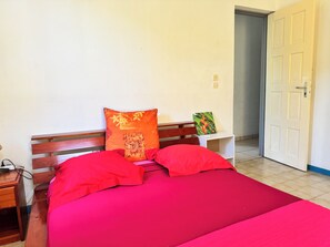 3 bedrooms, WiFi