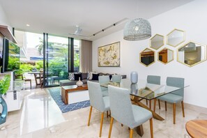 Dining - Luxury Apartment/126 Oceana Condominium + Mamita Access (SOLIDARIDAD)