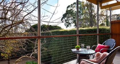 Daylesford House Studio- a cosy retreat just a short walk to the town centre