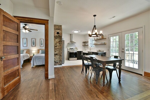 3 Schlafzimmer, Bügeleisen/Bügelbrett, WLAN, Bettwäsche