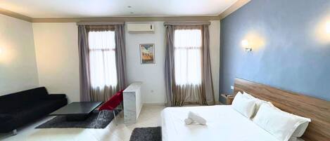 Egyptian cotton sheets, premium bedding, individually decorated