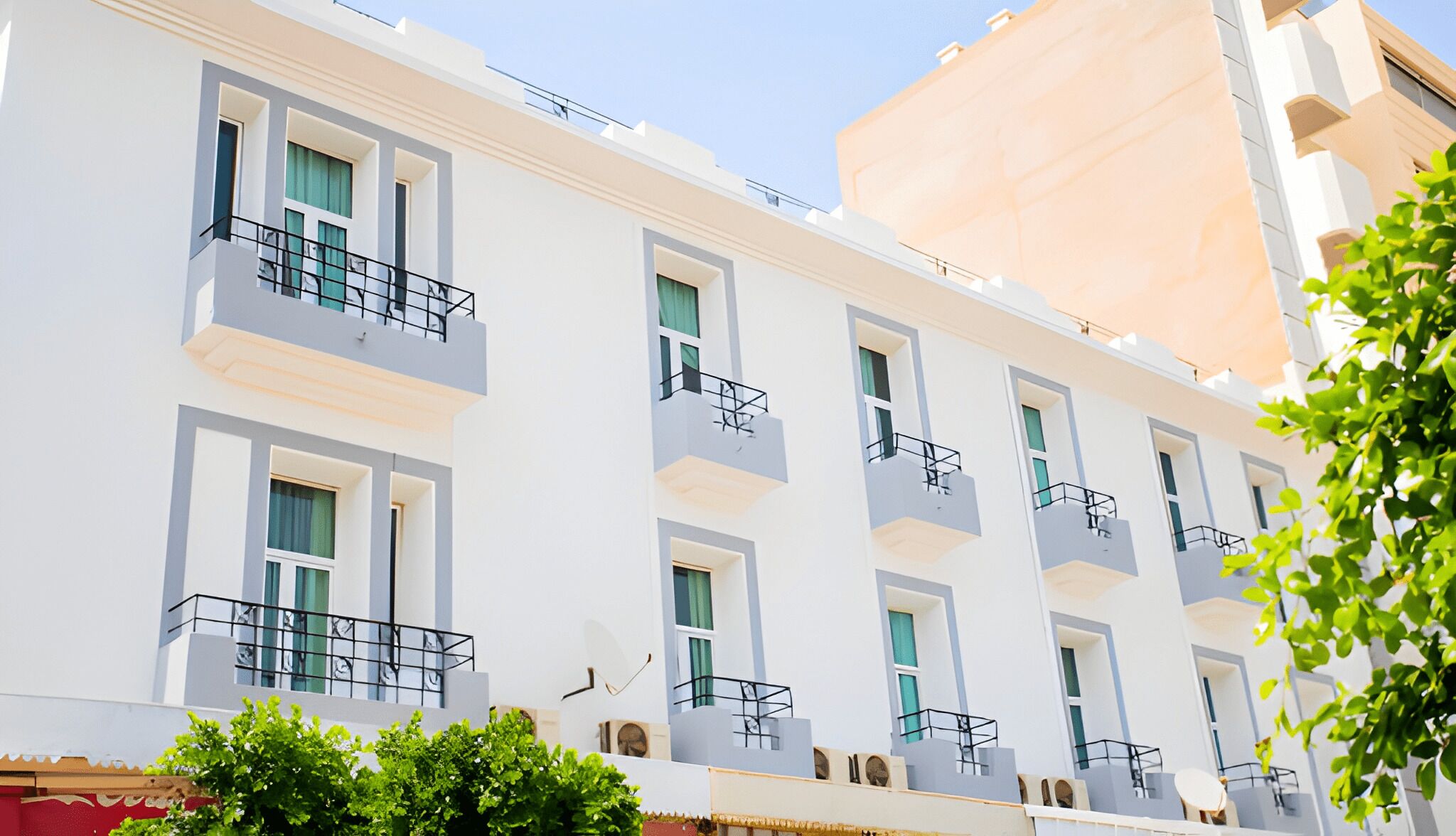 Fachada de la propiedad