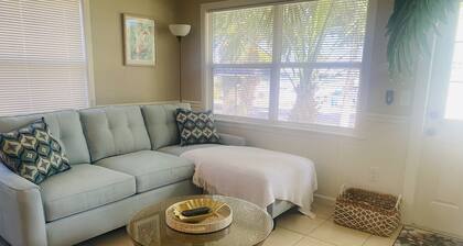 Waterfront Palm Cottage