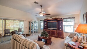 House, 3 Bedrooms | Living room - Gayle Mill Drive 1384 by White Pelican VR (The Villages)