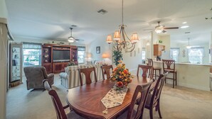 House, 3 Bedrooms | Private kitchen - Gayle Mill Drive 1384 by White Pelican VR (The Villages)