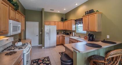 Duncan Drive 1303 by White Pelican VR