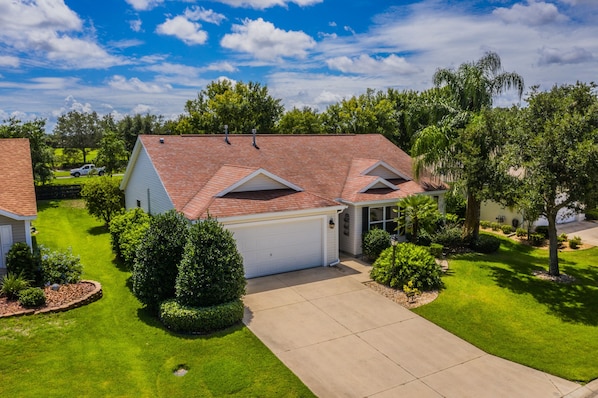 House, 3 Bedrooms | Exterior