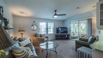 Rumah, 2 kamar tidur | Ruang keluarga | Televisi 36-inci dengan saluran TV kabel