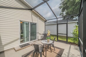 Casa, 1 habitación | Balcón