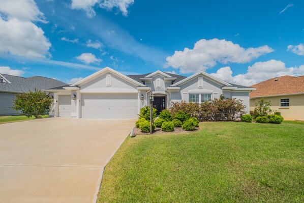 House, 3 Bedrooms | Exterior