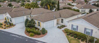 Audrey Lane 555 by White Pelican VR