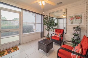 Casa, 2 habitaciones | Sala de estar