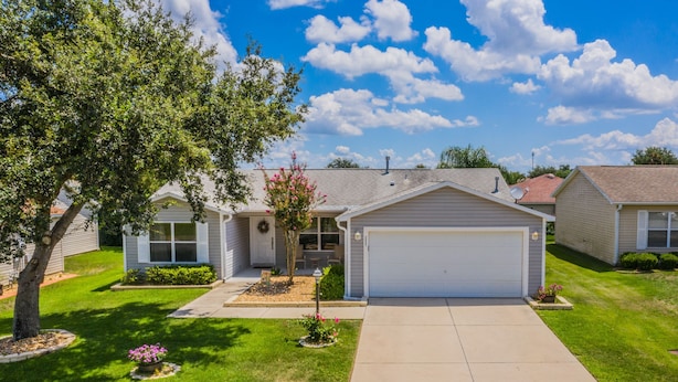 House, 3 Bedrooms | Property grounds - Judson Street 2237 by White Pelican VR (The Villages)