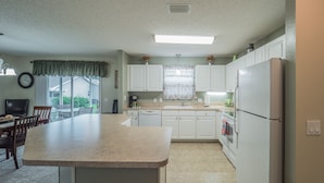 House, 3 Bedrooms | Private kitchen - Judson Street 2237 by White Pelican VR (The Villages)