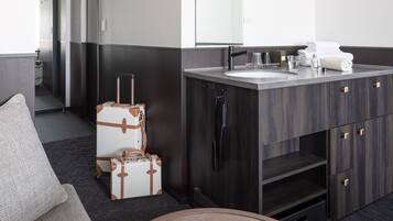 Daunenbettdecken, Zimmersafe, kostenloses WLAN, Bettwäsche