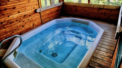 Newly Remodeled Condo at Terry Peak Ski Area with Hot Tub & Pool/Sauna Access