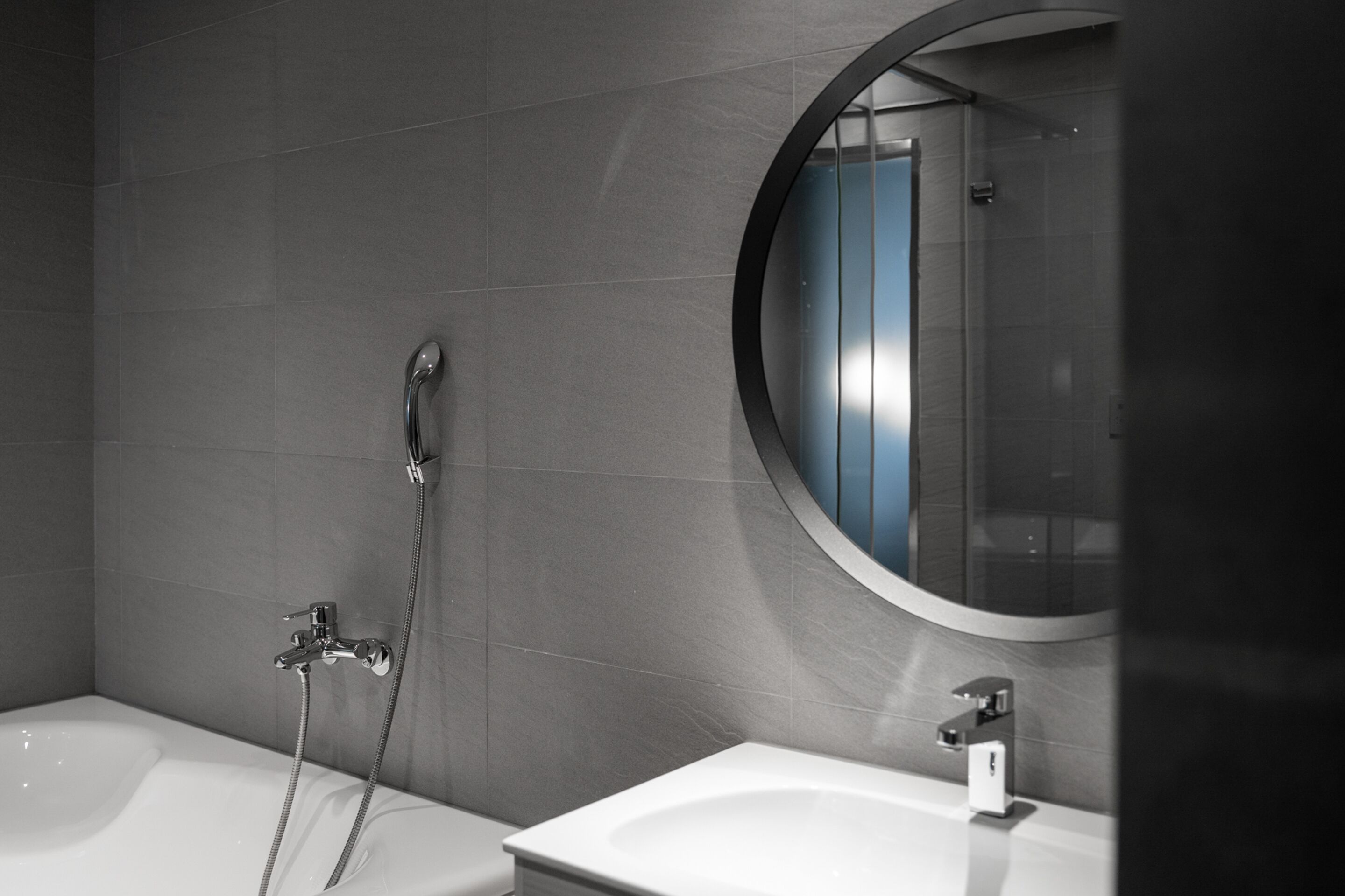 basic double room (pet friendly) | 1 bedroom, desk, soundproofing, free wifi