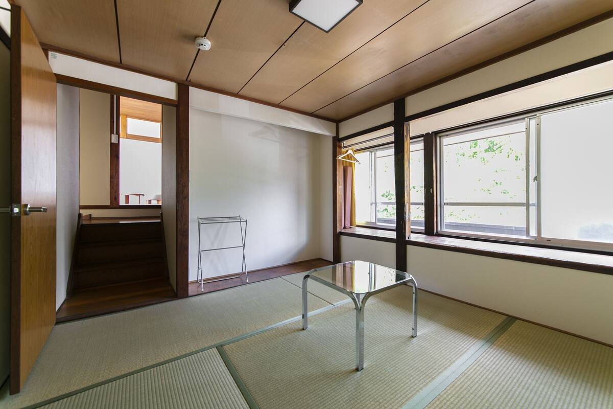 Japanese Style Room | Free WiFi