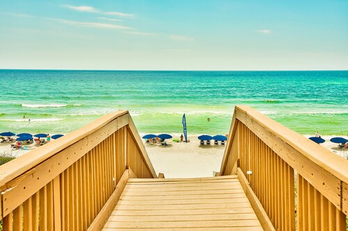 One Week Left in August! Beach front and 5-Star! Rosemary, Alys, Inlet Beach
