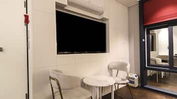 Deluxe Twin Room | Room amenity