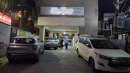 Hotel Gulmohar Grand