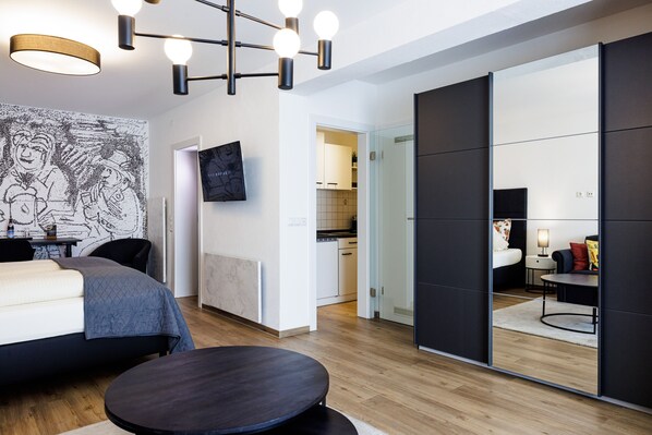 Apartamento estándar, 1 habitación, cocina básica, planta baja | Ropa de cama hipoalergénica y decoración individual