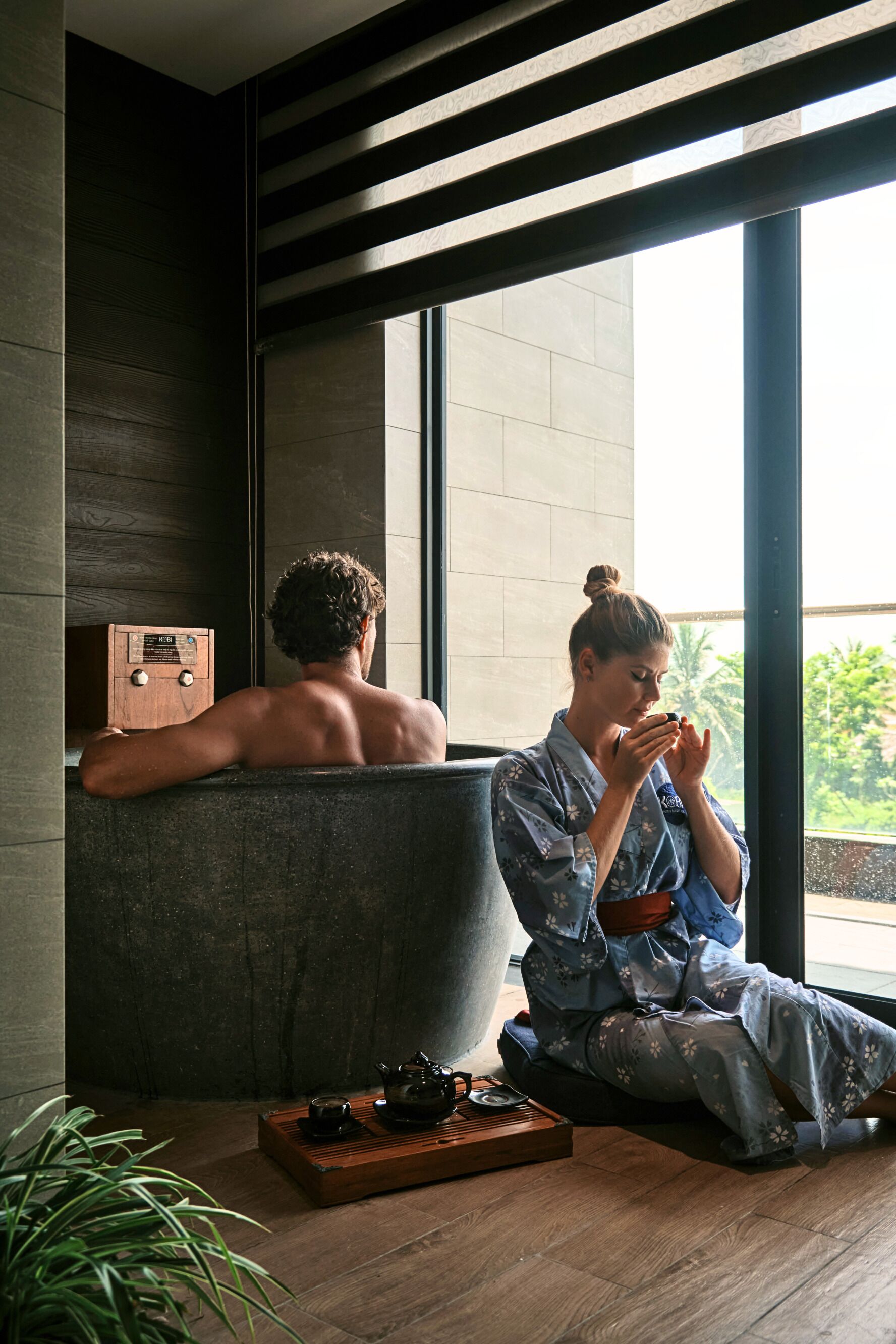 双人护理室、身体护理、芳香疗法、热石按摩、瑞典式按摩、泰式按摩