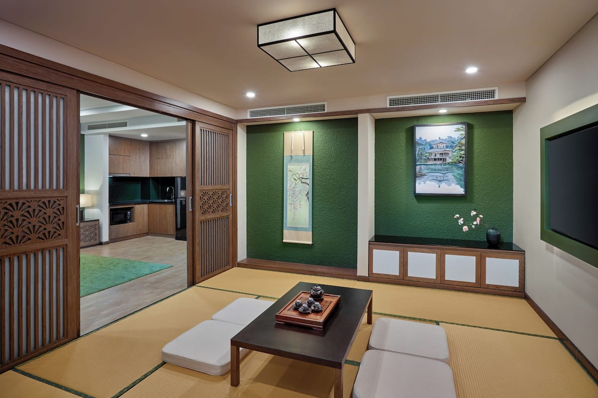 41-inch LCD TV with cable channels, TV