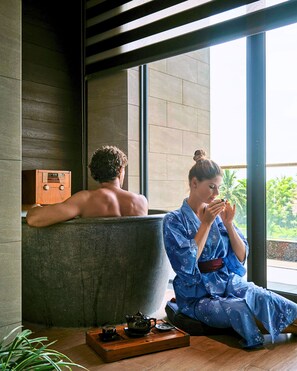 Espace de soins pour les couples, soins corporels, soins d'aromathérapie