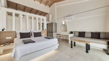 Superior Room, Sea View | Hypo-allergenic bedding, minibar, in-room safe, desk