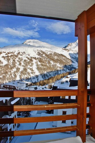 Two-room apartment with panoramic views in Sestriere