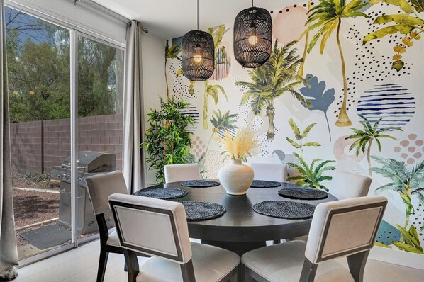 Outdoor dining