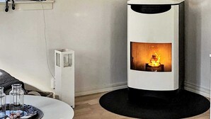2 quartos, individualmente mobiliados, roupa de cama