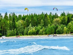 Beach - 6 Person Holiday Home in Gnarp (Gnarp)