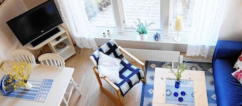 Seaside Charm in Flaton Retreat-by Traum