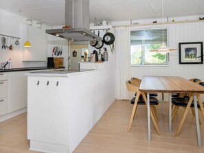 House | Dining - 5 Person Holiday Home in Ebeltoft (Ebeltoft)