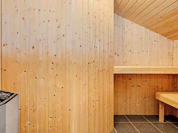 House | Sauna