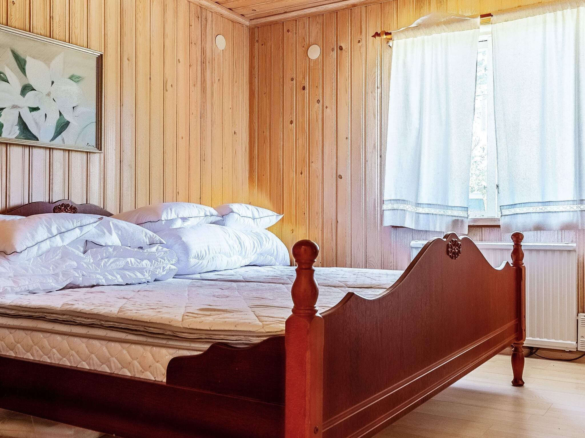2 bedrooms, individually furnished