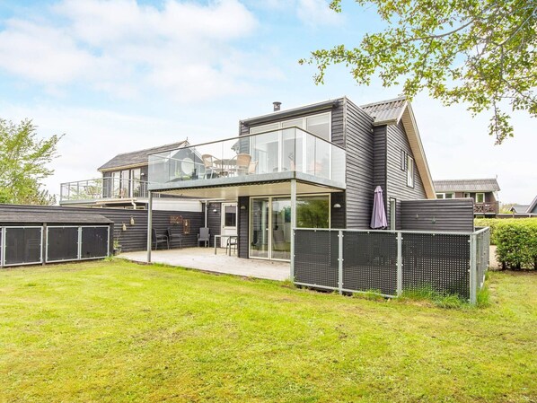 House | Exterior