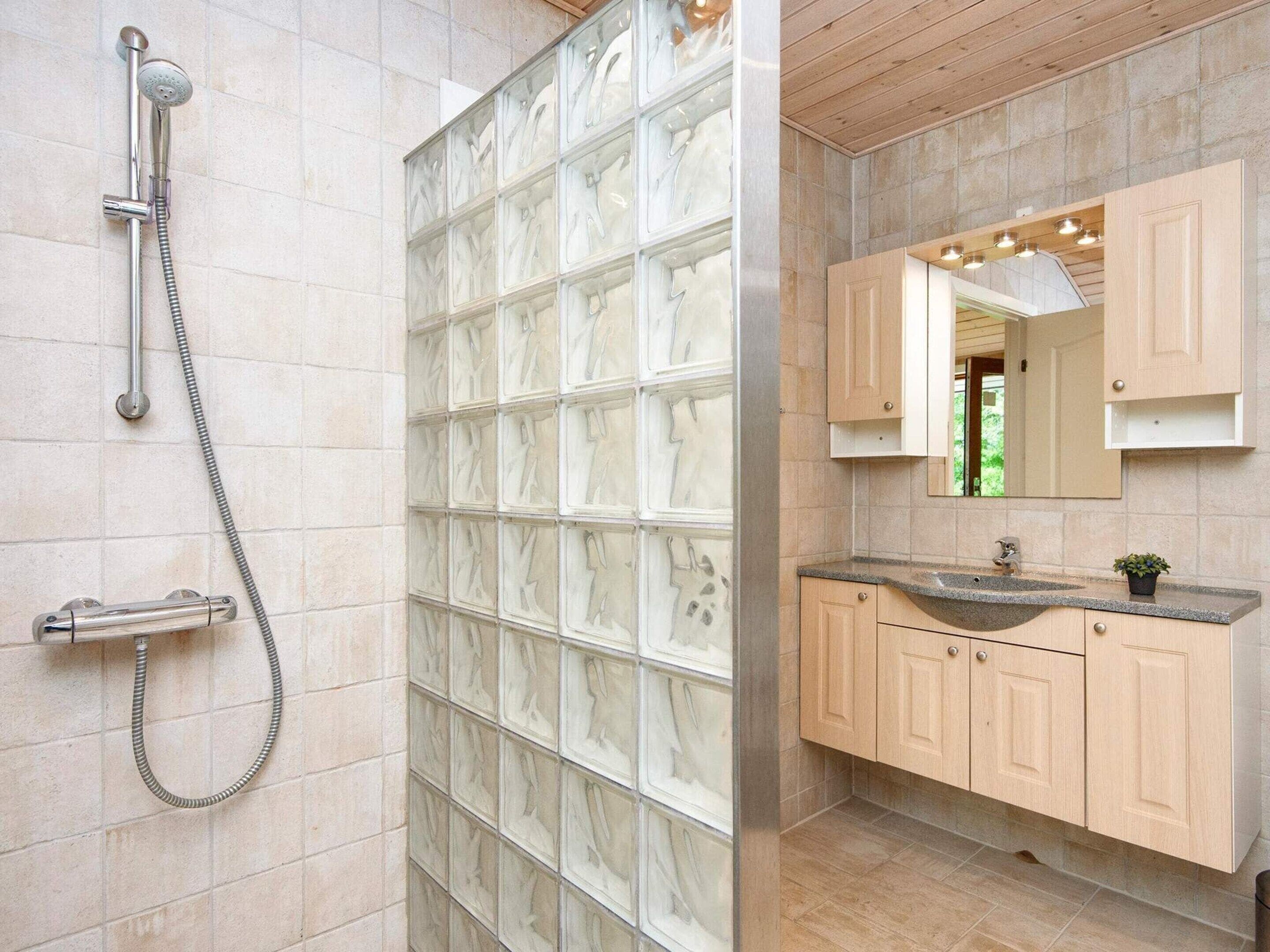 House | Bathroom